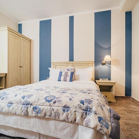To Spiti Tis Sofias Hotel Kastoria Eksteriør billede
