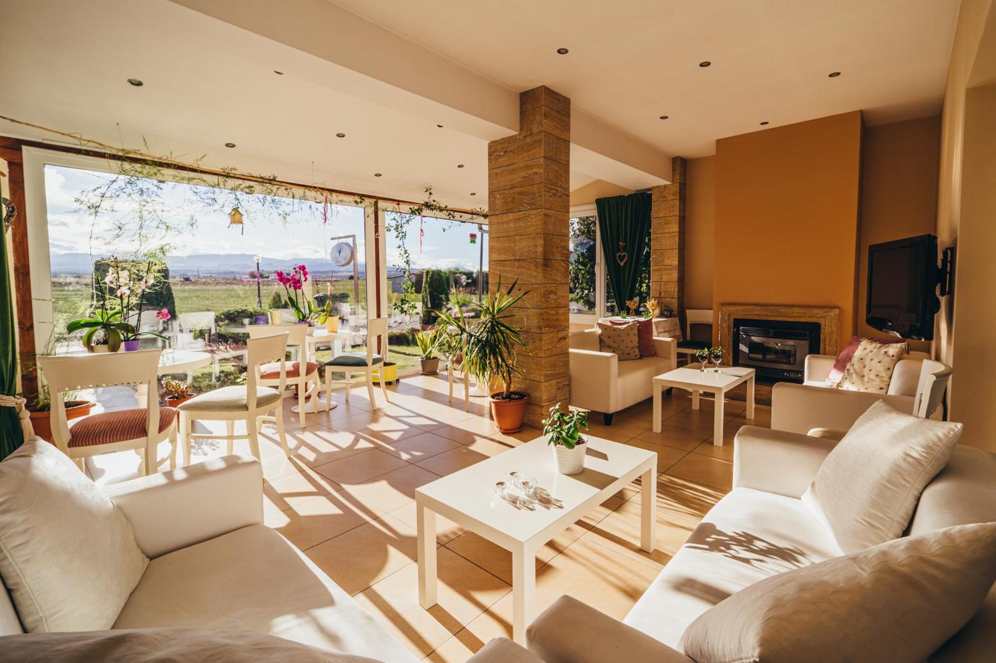 To Spiti Tis Sofias Hotel Kastoria Eksteriør billede